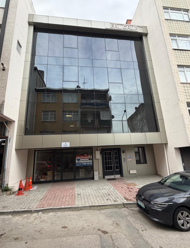 Erl Plaza — fotoğraf 4