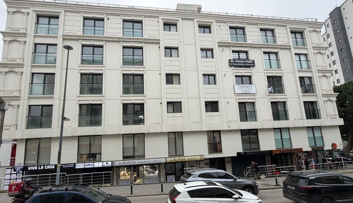 Yaşar Bey Apartmanı